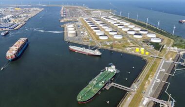 Europarlamentti yrittää panna Venäjän energiantuonnin kuriin – uusi laki tosin puree voimalla vasta kahden vuoden päästä | Ulkomaat