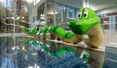 Alle 9-vuotiaat pääsevät pian ilmaiseksi uimahalliin Jyväskylässä – kaupunki haluaa parantaa lasten uimataitoa | Keski-Suomi