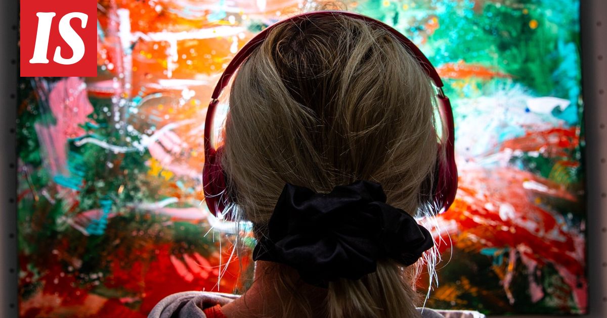 Tekoälyllä tehdyt biisit pääsivät Tiktakin profiiliin Spotifyssa, myös joulumusiikkia ihmetellään