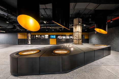 Colosseumin aseman kaivot on luotu uudelleen erilaisin visuaalisin ratkaisuin.