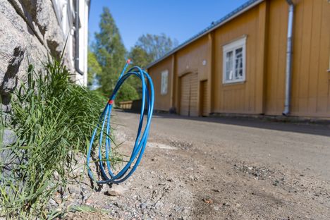 Valokuidun tie on ollut mutkainen kirjoittajan luo.