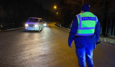 Rekka ja pakettiauto törmäsivät Kouvolassa – yksi henkilö kuollut | Kotimaa