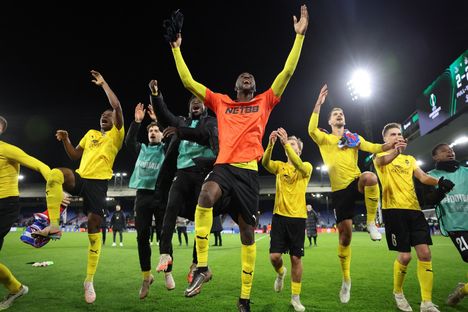 KuPS juhli jatkopaikkaa.