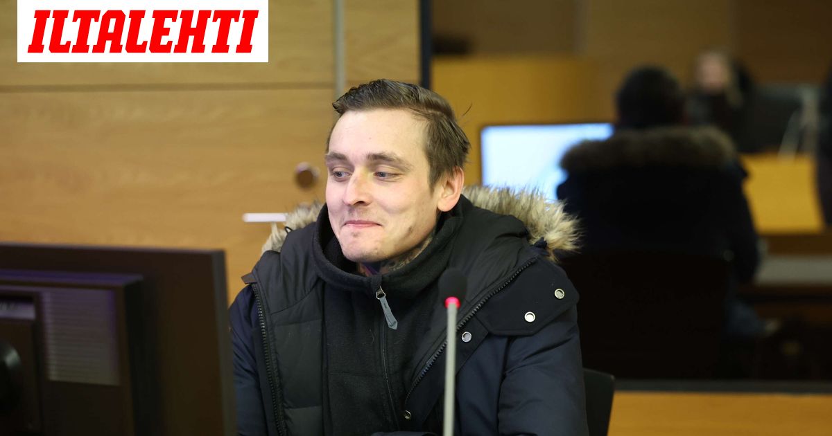 TIS-Toni saapui oikeuteen myhäillen – Tuomari ei säästellyt sanojaan