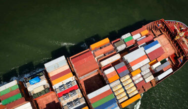 Maerskin rahtilaiva kulki Punaisenmeren halki ensimmäistä kertaa kahteen vuoteen | Uutisia lyhyesti