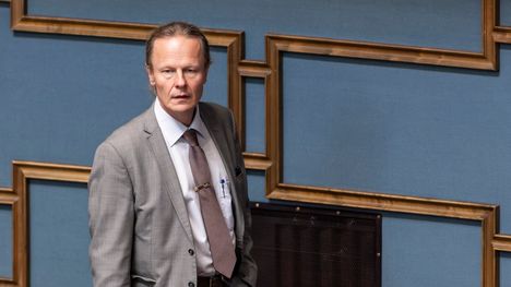 Juho Eerola (ps) pyysi kuvaansa anteeksi useaan kertaan.