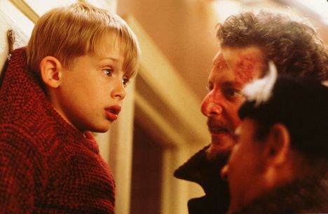 Yksin kotona on todellinen jouluklassikko. Neuvokkaana Kevininä nähdään Macaulay Culkin.