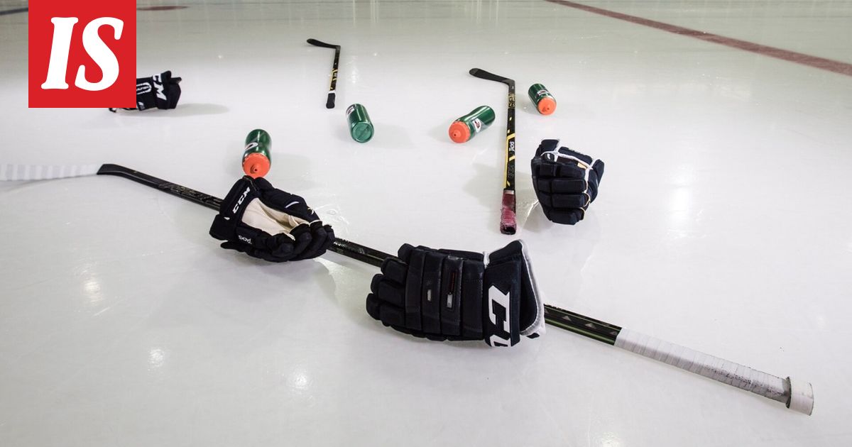 Täysi kaaos jääkiekko-ottelussa Helsingissä - Ilta-Sanomat