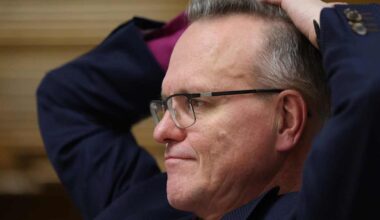 ”Kristillinen nationalismi on pelottavaa”, sanoo arkkipiispa ja pelkää USA:n uus­oikeistolaisuuden leviämistä Suomeen | Kotimaa