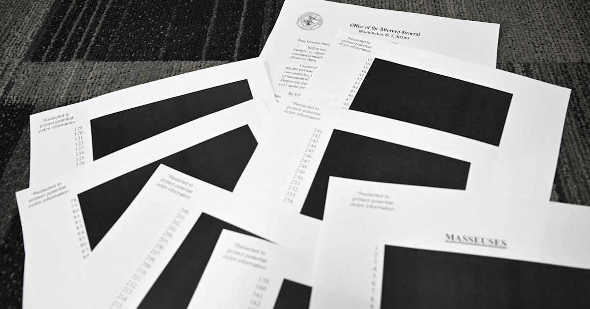 Trumpin hallinto julkaisi osan Epstein-asiakirjoista, joista iso osa keskittyy ex-presidentti Clintoniin | Uutisia lyhyesti