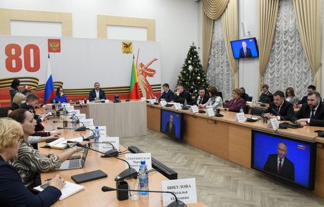 Putinin suora linja oli päällä Taka-Baikalian aluehallinnon kokouksessa Tshitassa.