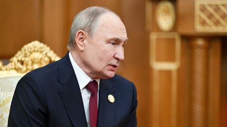 Rahkosen mukaan Suomessa suhtaudutaan epäilevästi siihen, että Trump on tekemisissä Putinin kanssa.