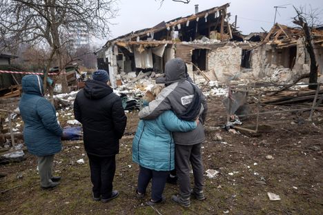 Näissä oloissa ei vaaliuurnille ole asiaa. Novi Petrivtsi 6.12.2025.