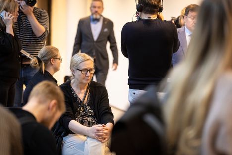 Anneli Auer oikeudessa joulukuussa.