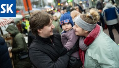 Väki parveili Porin Tuomaan markkinoilla