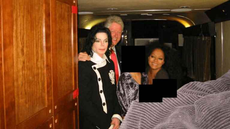 Kuvassa ovat laulaja Michael Jackson, Yhdysvaltain entinen presidentti Bill Clinton sekä laulaja Diana Ross.