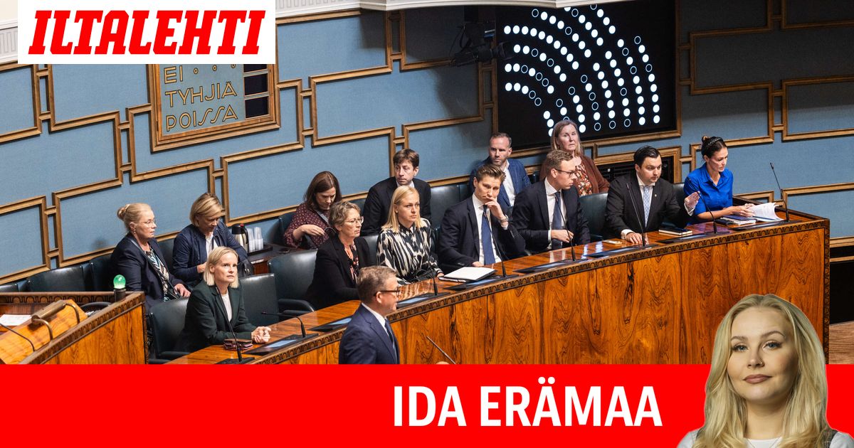 Perussuomalaisten silmienvenyttelykuvia ei saa selittämällä viattomiksi