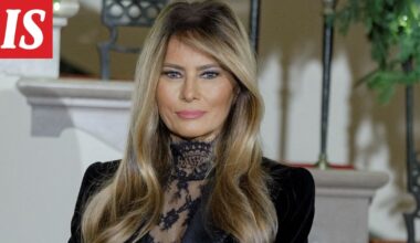 Melania Trumpin joululipsautusta pilkattiin tv:ssä