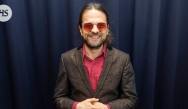 Levyarvio: Timo Kämäräinen ei ole soololevyllään kaikkien ihailema soolokitaristi, vaan huolestunut laulaja