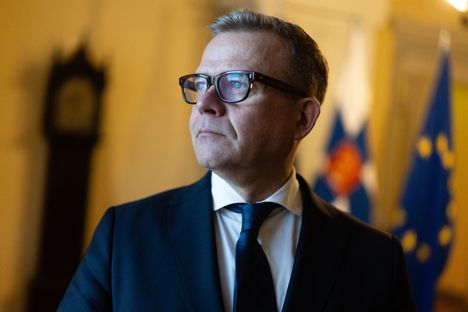 Pääministeri Petteri Orpon tulosta pääministerikyselyssä selittää se, että kansa haluaa vallan vaihtuvan ja siksi istuva pääministeri ei ole kyselyssä vahvoilla.