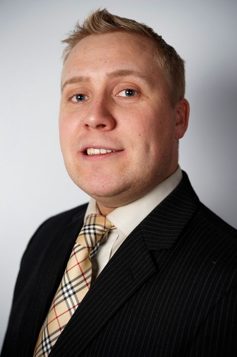 Iro Researchin asiakkuusjohtajan Juho Rahkosen mukaan nuorilla äänestäjillä on erilainen poliittinen todellisuus kuin keski-ikäisillä ja vanhemmilla.