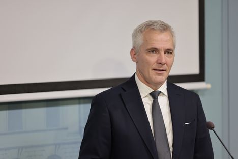 Rkp:n äänestäjien mielestä Anders Adlercreutz on puheenjohtajien joukosta vasta kolmanneksi paras vaihtoehto seuraavaksi pääministeriksi.