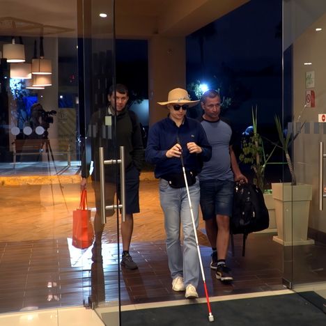 Aiemmin Mexico Cityyn tulleet venäläismiehet auttoivat Kljukvinia kaupungissa.