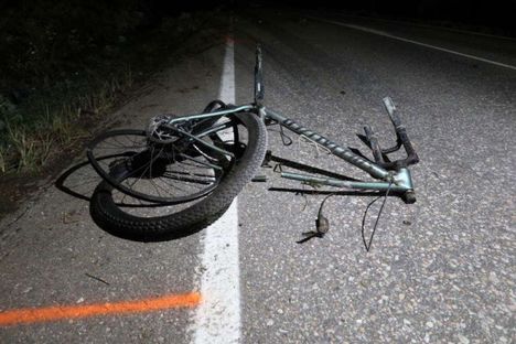 Palomiehen käyttämä pyörä tuhoutui onnettomuudessa.