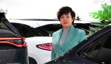BYD:n pääjohtaja Stella Li kertoo HS:lle: Ne häviävät, jotka eivät investoi sähköön