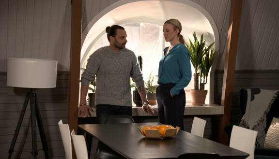 Salatut elämät Jiri ja Anniina (Mikko Parikka, Elina Niskanen)