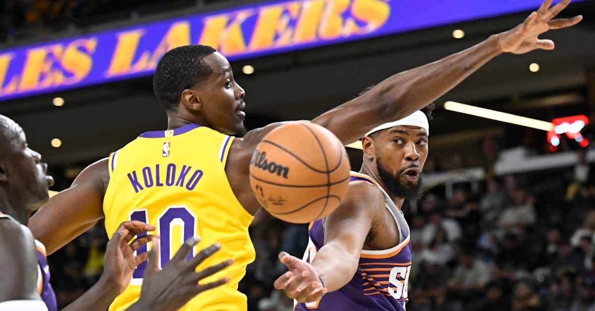 Tuomas Iisalon Memphis hankki hätäavuksi Ja Morantia viime kaudella teloneen kamerunilaissentterin | Urheilua lyhyesti