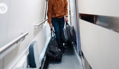 Junasta varastettiin kaksi laukkua samana päivänä