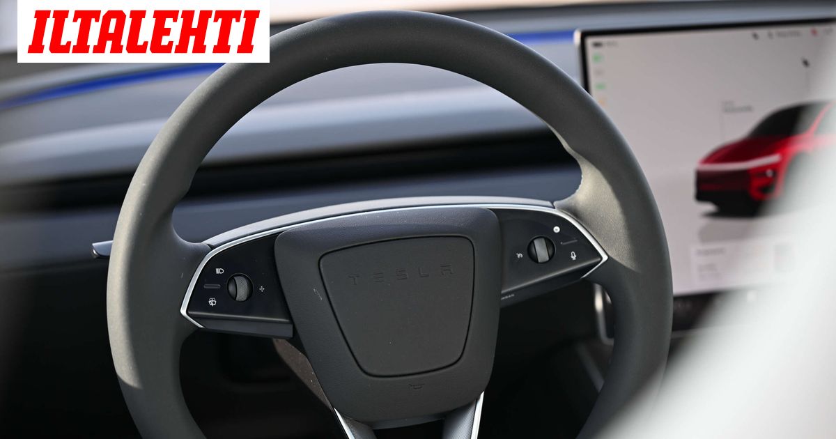 Tesla myönsi munauksen