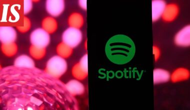 Spotifyn käyttäjät kertovat ongelmista, outoja kappaleita suosittujen artistien alla