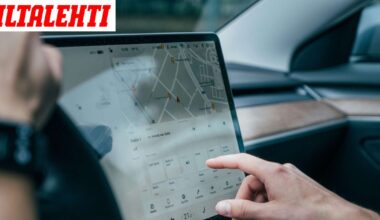 Nyt se selvisi – Tästä syystä kosketusnäytön käyttö ajon aikana on niin vaarallista