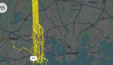 Espoossa lenteli helikopteri matalalla aattoyönä