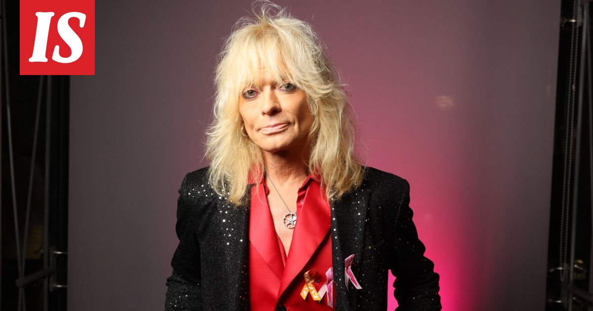 Michael Monroe julkaisi pusukuvan Johanna-rakkaansa kanssa