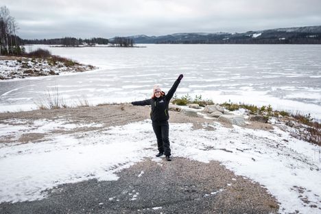 Rautavaaraan talviaikaan saapuessa tuntuu kuin tulisi talven ihmemaahan, Koskelo kehuu. Kesällä hienoja ovat luonnon hiekkarannat, joissa voi vaikka yöpyä teltassa.
