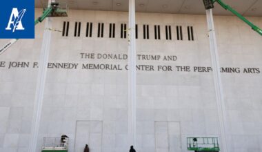 Trump muutti John F. Kennedyn mukaan nimetyn rakennuksen nimen – joutunee oikeuteen