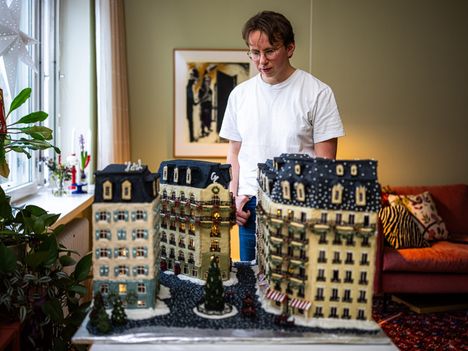 Kesäniemen piparirakennelma on niin massiivinen, että sen siirtely vaatisi pakettiauton.