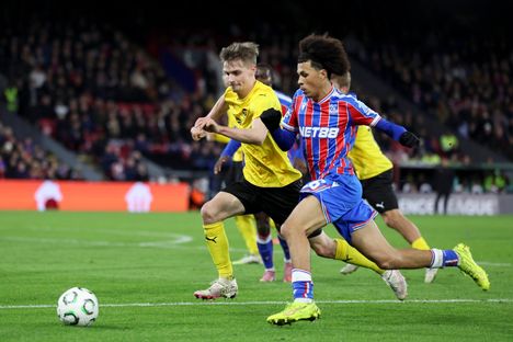 Joel Drakes-Thomas debytoi vain 16-vuotiaana.