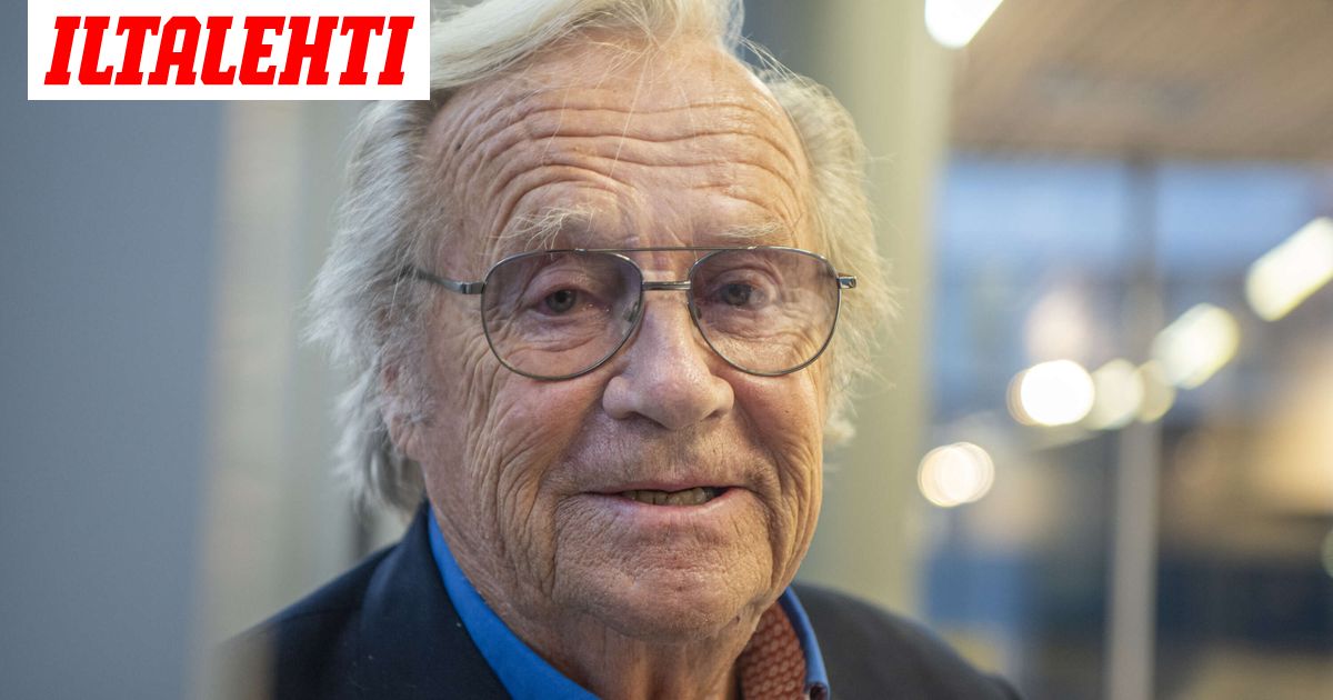 Leskeksi jääneen Jorma Pulkkisen ensimmäinen joulu ilman Anna-Liisaa on haikea – ”En halua jäädä tänne muistojen keskelle”