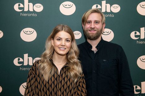 Hussi ja Harkimo olivat naimisissa kahden vuoden ajan.