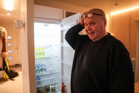 Jutila ei ollut ehtinyt ennen haastattelua täyttämään uutta jääkaappiaan ruoalla.