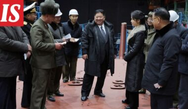 Pohjois-Korea julkaisi kuvia Kim Jong-unista – mukana myös tytär