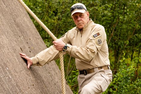 Suonenvirta korosti, että he saivat ohjelman tekoon apua Puolustusvoimilta lähinnä suunnittelussa. – Olemme itse hommanneet kaiken. Veronmaksajien ei tarvitse olla huolissaan siitä, että heidän rahoillaan järjestetään tällaista huvia, Suonenvirta sanoi.