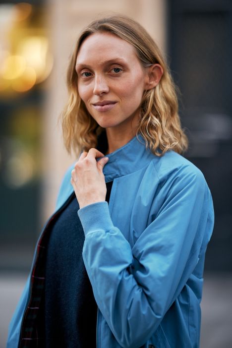 Raidat tulevat hyvin näkyviin, kun hiuksiin jättää tai tekee hieman laineita.