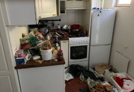 Tältä näytti asunnon keittiössä.