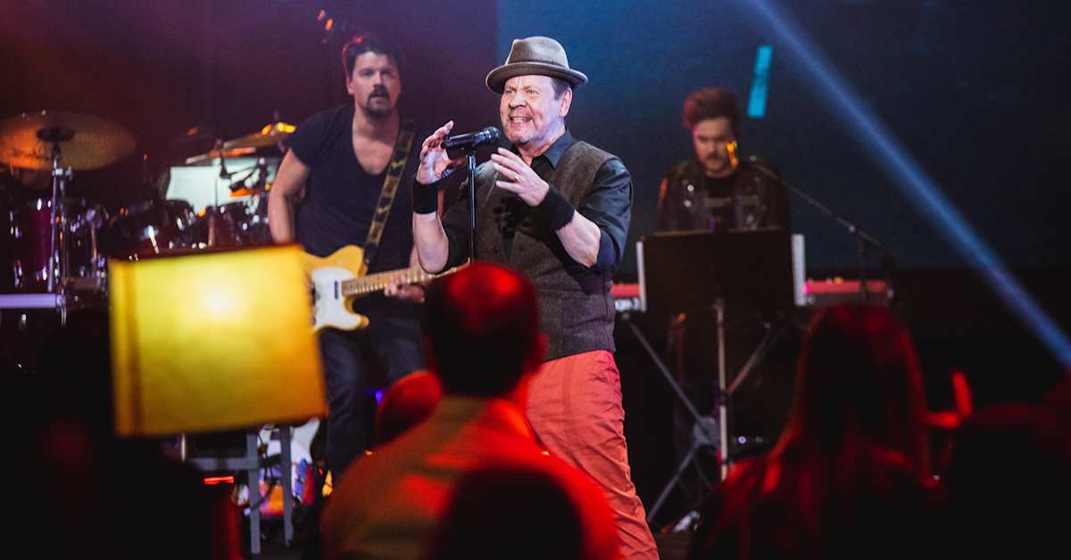 Pieni Pate-visa – tunnistatko näitä Pate Mustajärven laulamia biisejä? | Yle Kulttuuri