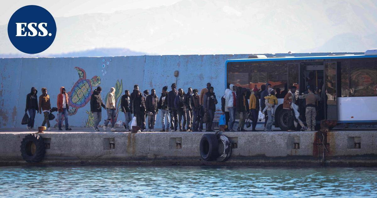 Kreikan rannikkovartiosto on pelastanut viime päivinä satoja ihmisiä Kreetan edustalta | Uutissuomalainen